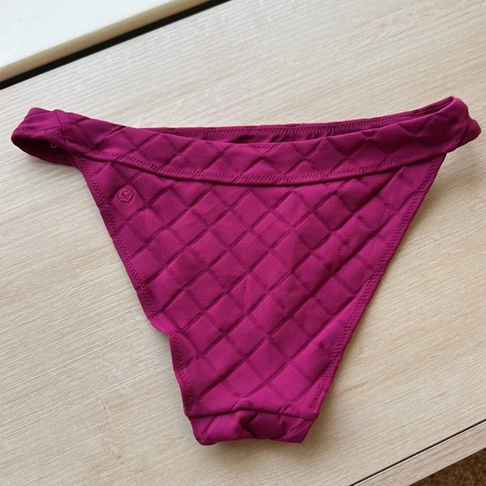 Lululemon Diamond Grid Skimpy-Fit Swim Bottoms, Size 8